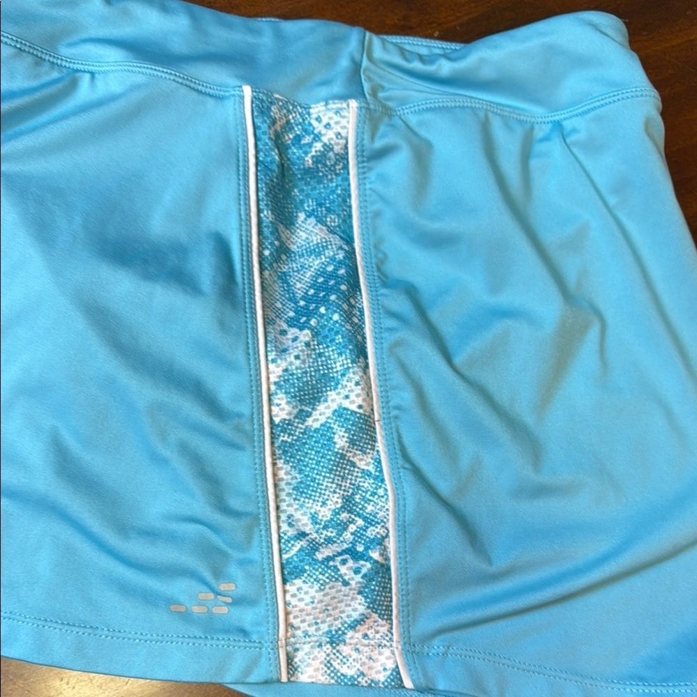 BCG Aqua Skort, Medium - Picture 3 of 6